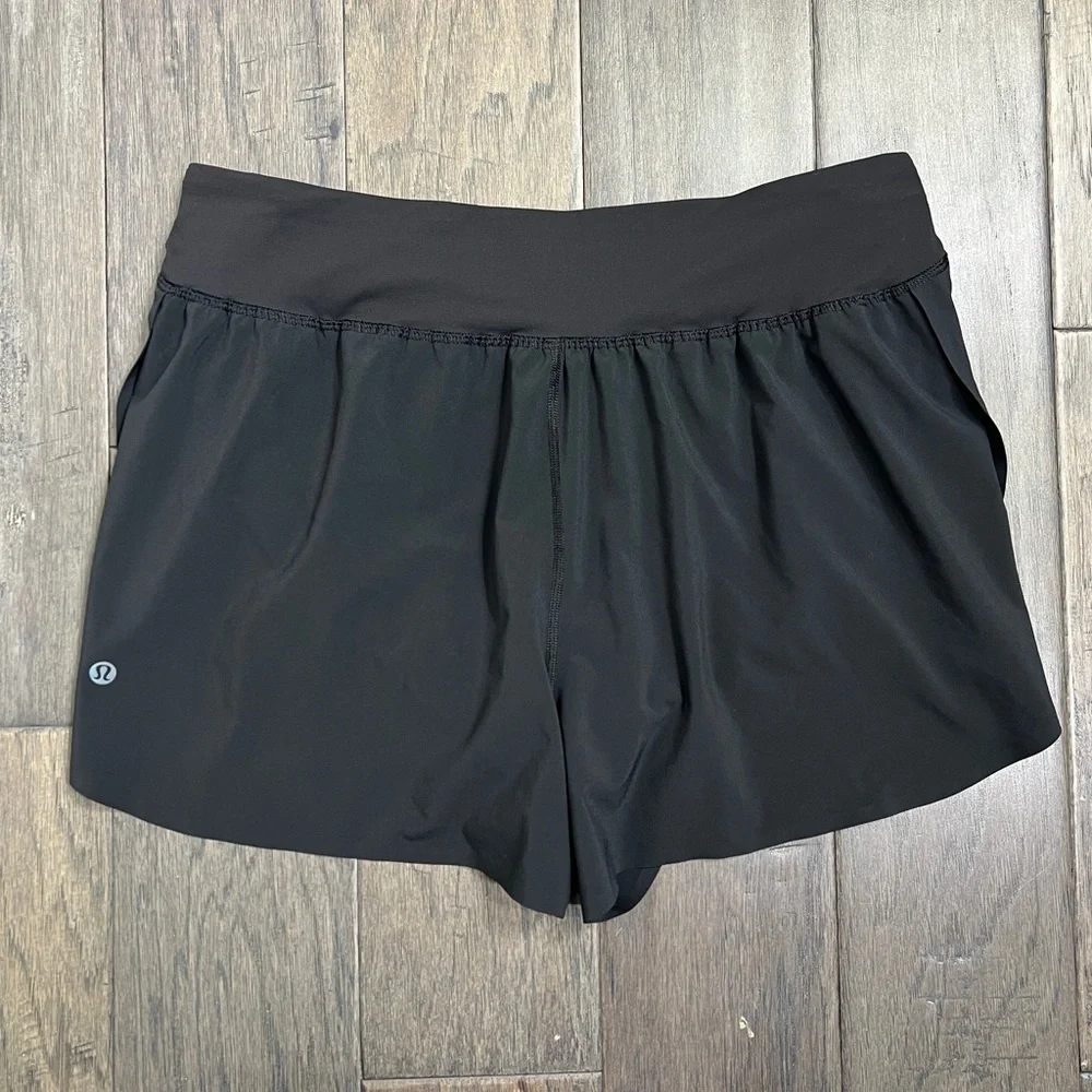 Lululemon NWOT Fast and Free High-Rise Classic-Fit Split Short 3" Black - Picture 2 of 8